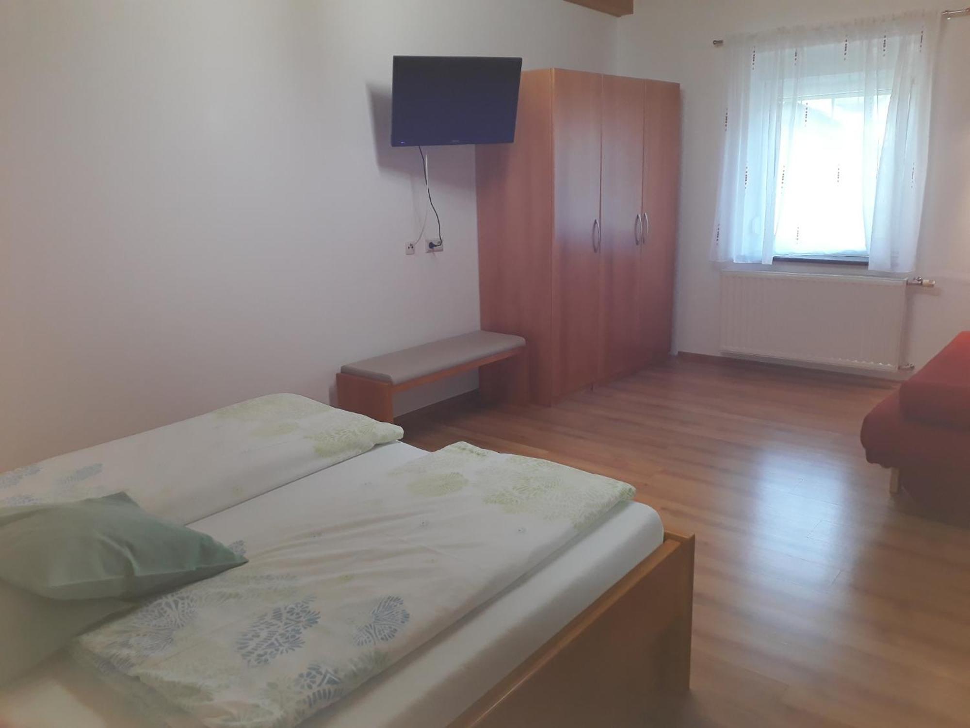 Obsthof Glueck Bed & Breakfast กัมลิทซ์ ภายนอก รูปภาพ
